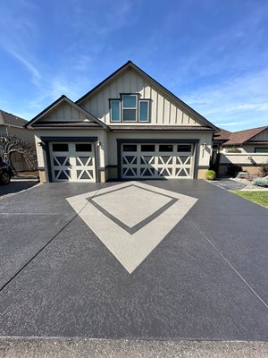 Resurfaced Driveway, Diamond Design
Site
Sundek
