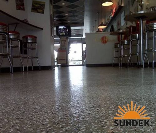 Sonone Polyaspartic Restaurant Floor
Garage Floors
Sundek

