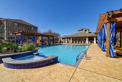 Sained Concrete Pool Deck, San Antonio
Pool Decks
Sundek
