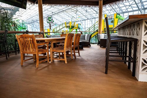 Dining Area, Island Waterpark, Showboat
Restaurant & Retail
Sundek
