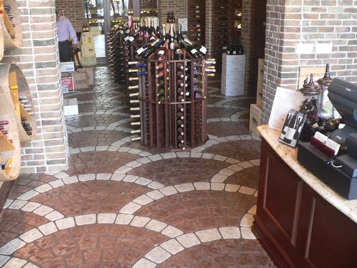 Wine Store
Restaurant & Retail
Sundek

