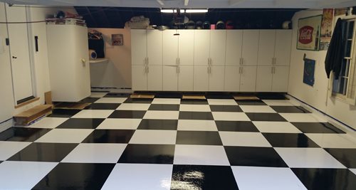 Checkered Garage - Pacific Coatings
SunEpoxy 54
Sundek
