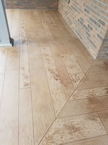 Tuscan Woodplank - (suntastic Surfacing)
Tuscan Woodplank
Sundek
