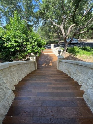 Tuscan Woodplank Walkway Montego Stone, 1 Coat Chocloate, (sosa) 
Walkways & Stairs 
SUNDEK San Antonio
