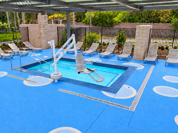 blue pool deck with circle design