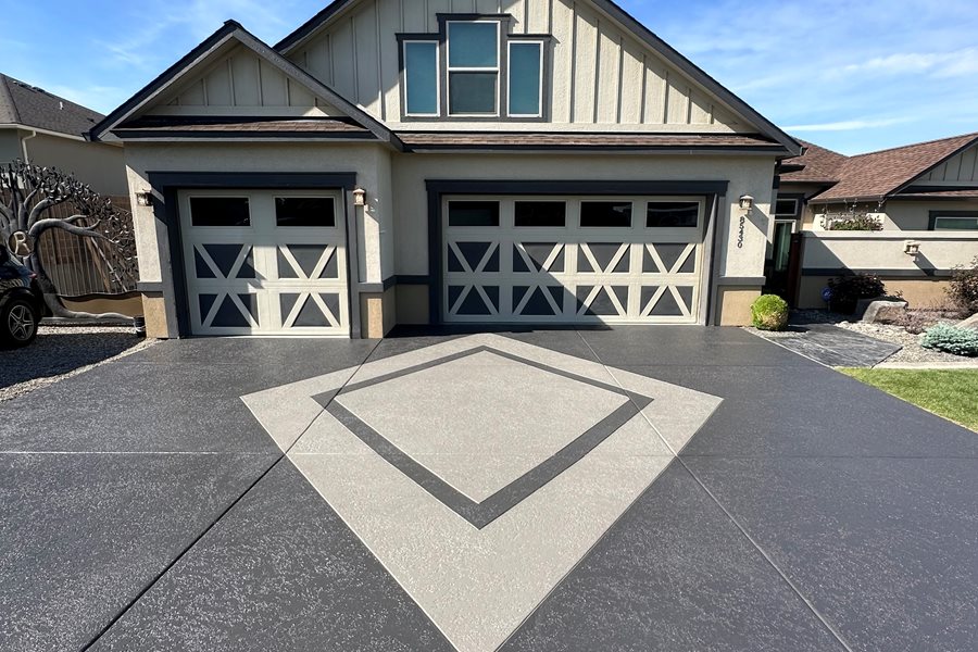 Resurfaced Driveway, Diamond Design
Site
Sundek
