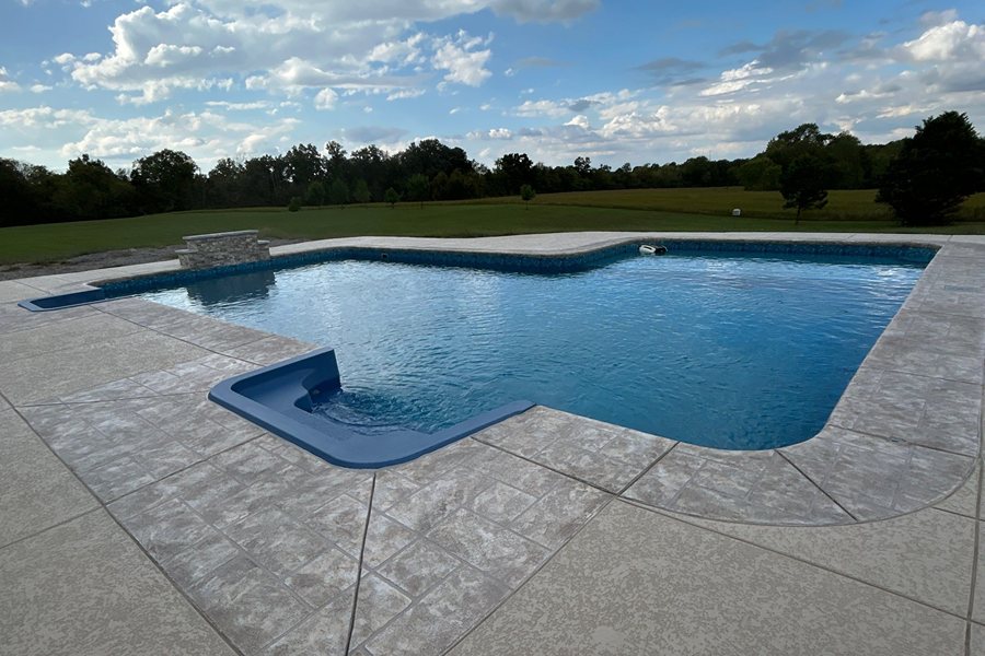 Pool Deck Resurfacing
Test
SUNDEK of Nashville
